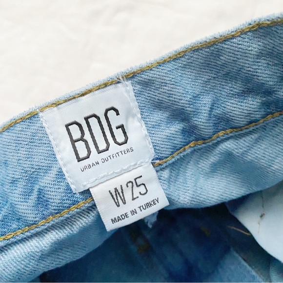 UO BDG High Waist Short Shorts - Picture 2 of 10